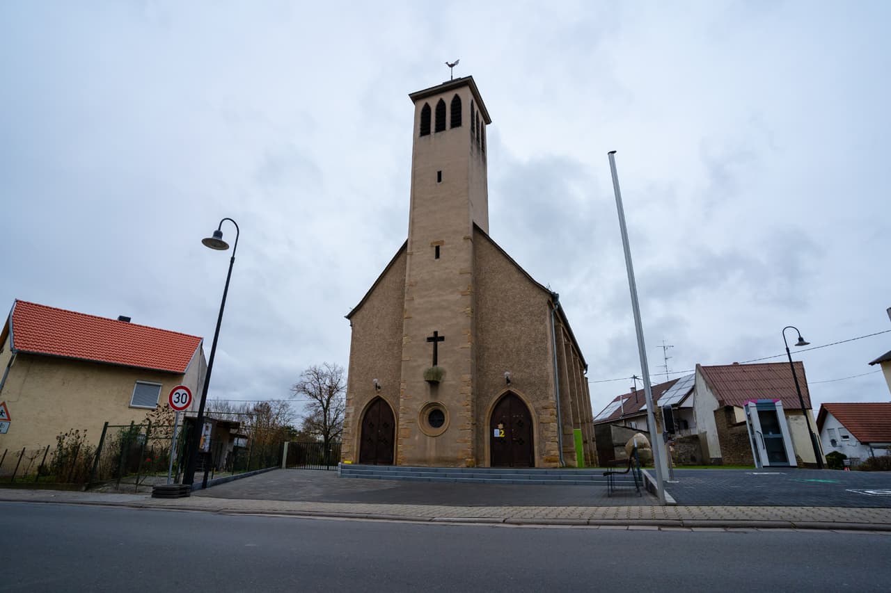 Katholische Kirche Köngernheim